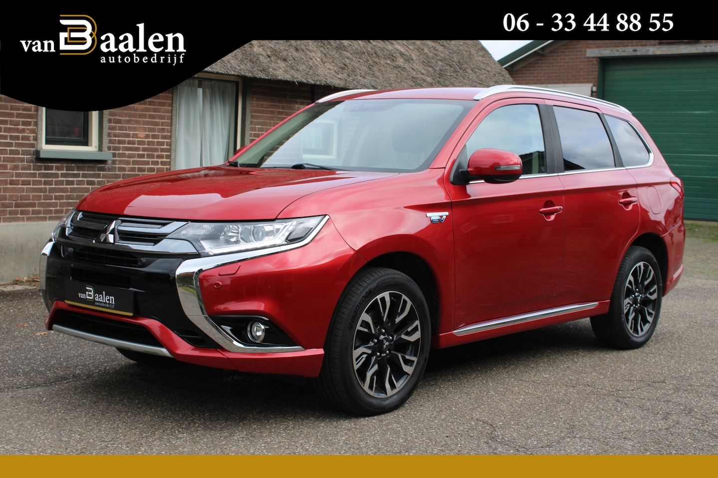 Mitsubishi Outlander - 2.0 PHEV Premium 4WD NAVI TREKHAAK ECC 112000KM!! - AutoWereld.nl
