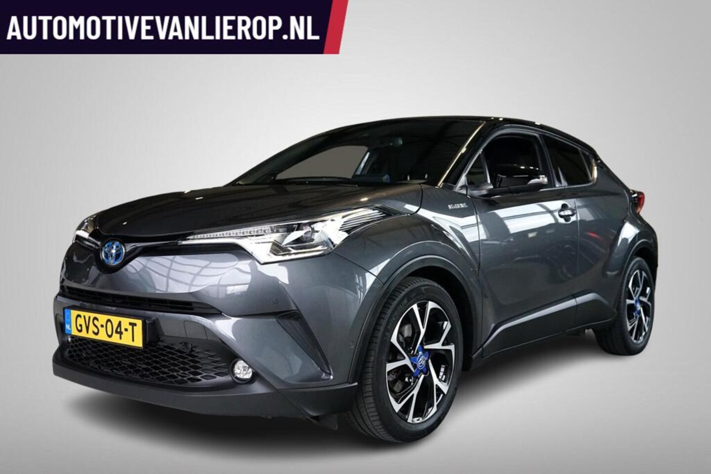 Toyota C-HR - 1.8 Hybrid Bi-Tone TREKHAAK | LEDER | STUURVERWARMING - AutoWereld.nl