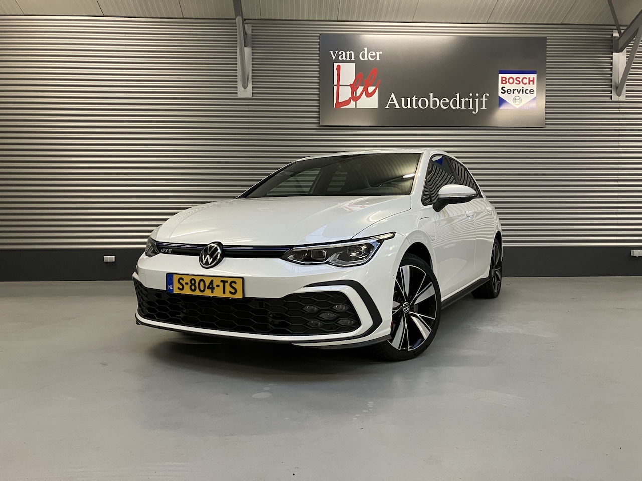 Volkswagen Golf - 1.4 PHEV GTE/DODE HOEK/KEY-LESS/HEAD-UP/ CAM/ENZ - AutoWereld.nl