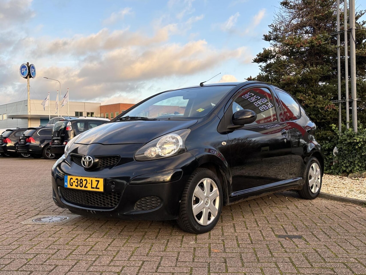 Toyota Aygo - 1.0-12V Access 1.0-12V Access, Airco, Nieuwe APK! - AutoWereld.nl