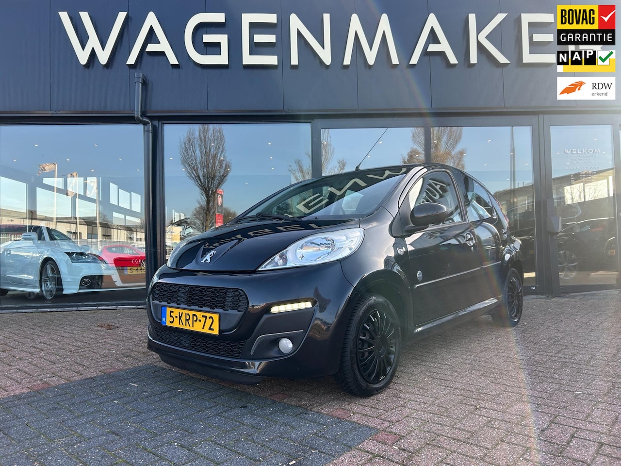 Peugeot 107 - 1.0 Envy Airco|Wireless Carplay|Elektrisch pak - AutoWereld.nl