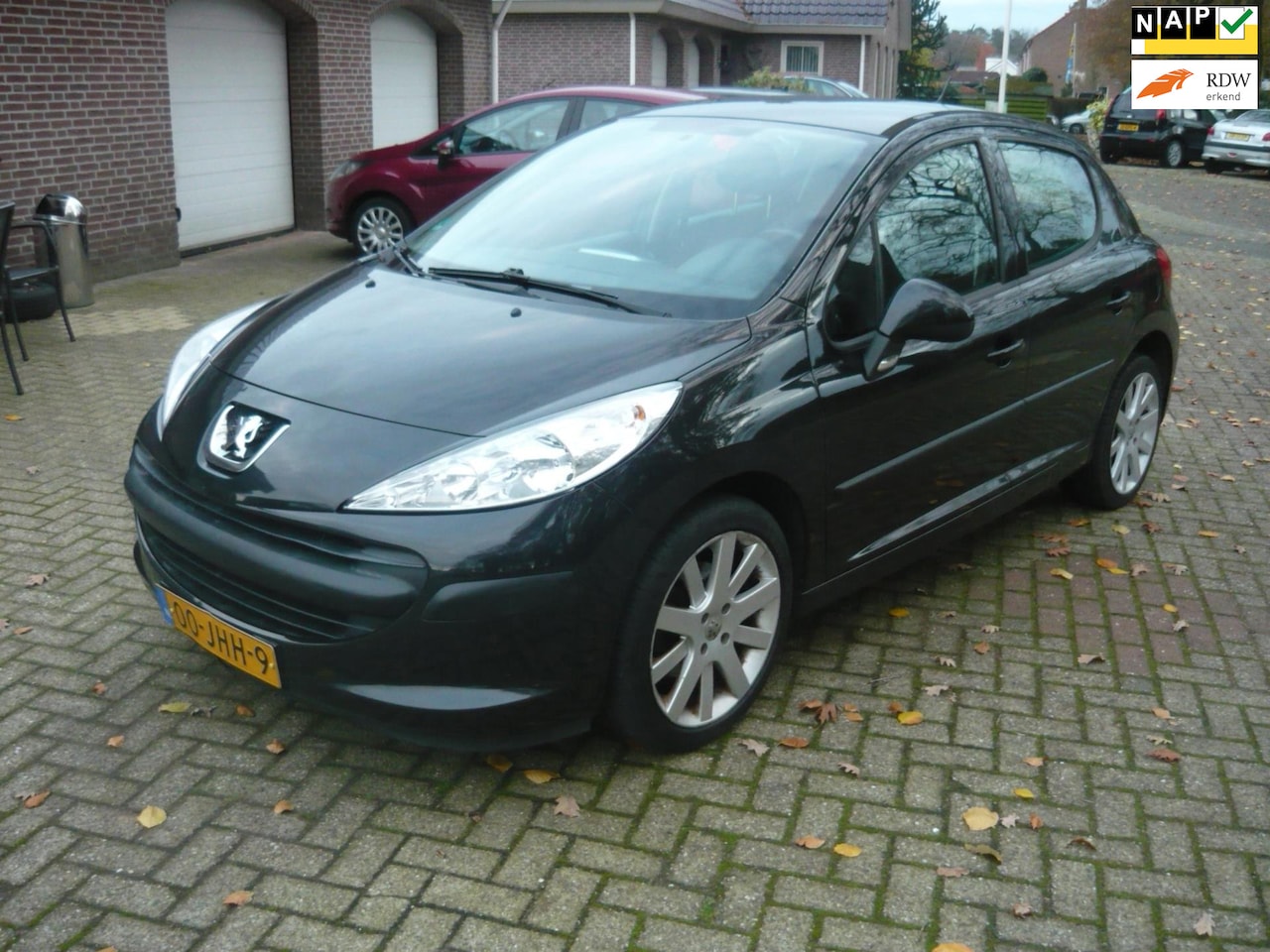 Peugeot 207 - 1.4 VTi Look 1.4 VTi Look - AutoWereld.nl