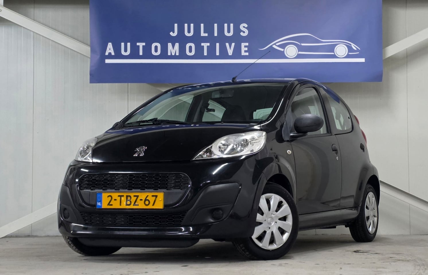 Peugeot 107 - 1.0 Urban Light Accent Airco Garantie Nieuwe APK Mooi! - AutoWereld.nl