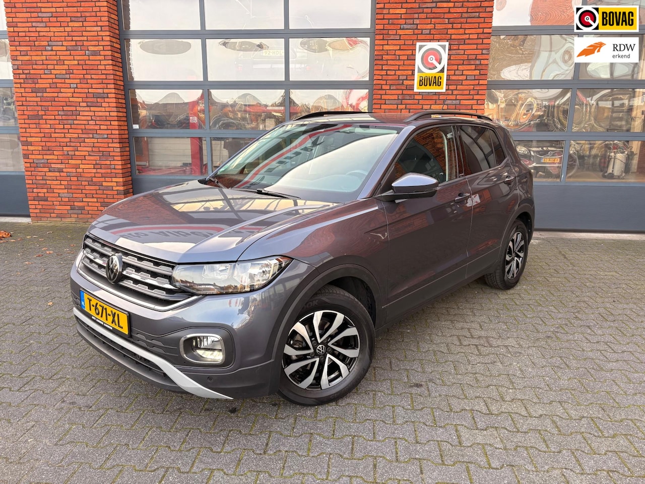 Volkswagen T-Cross - 1.0 TSI DSG Style|Apple Carplay|Lane assist|Stoelverwarming - AutoWereld.nl