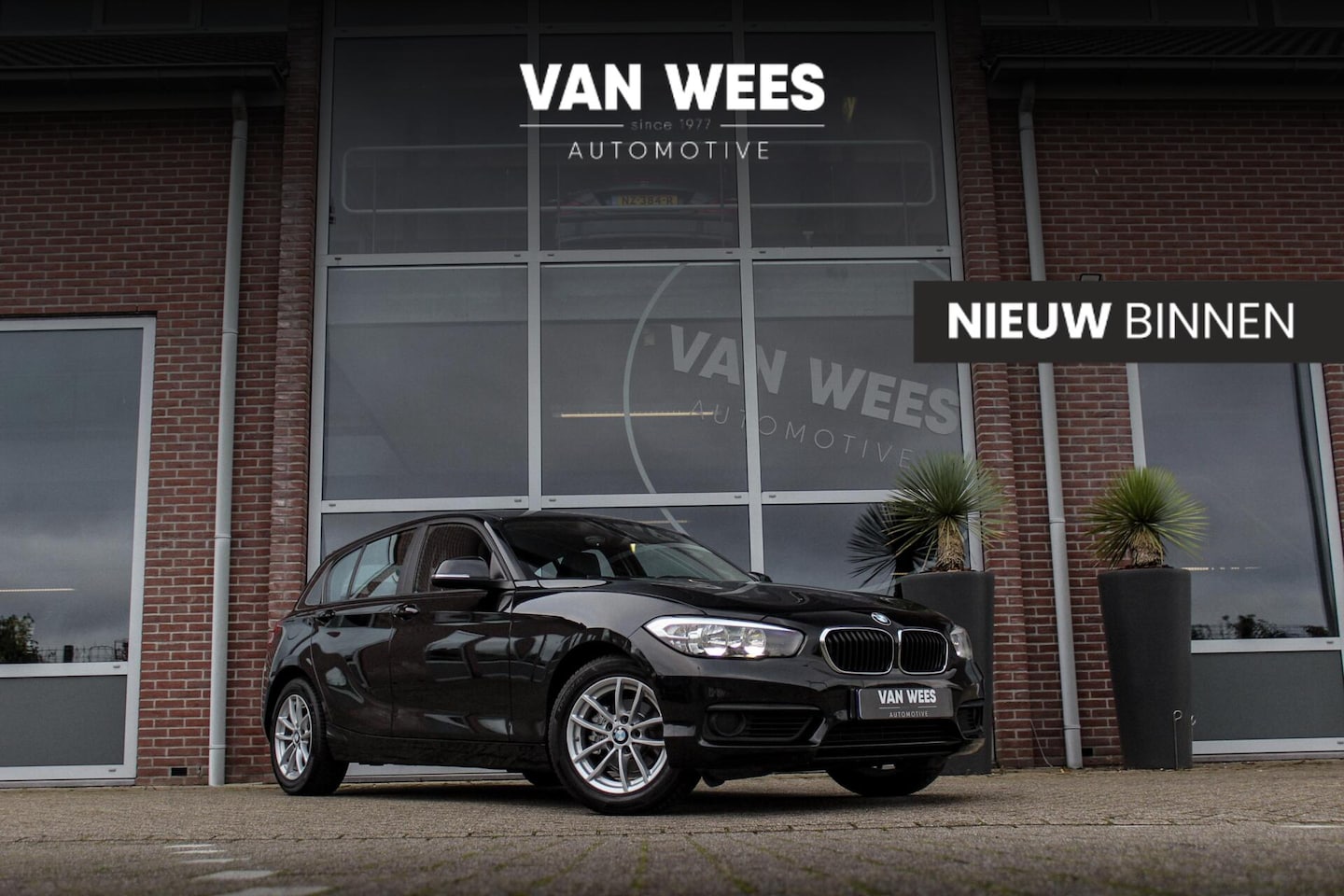 BMW 1-serie - 116i Corporate Lease Executive | Facelift | Navi | iDrive | Bluetooth | PDC | kunstleer | - AutoWereld.nl
