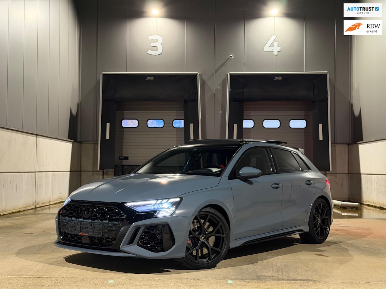 Audi A3 Sportback - 2.5 TFSI RS 3 quattro 2.5 TFSI RS 3 QUATTRO - AutoWereld.nl