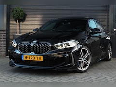 BMW 1-serie - M135i xDrive High Executive Edition | Panorama dak | H+K | BLIS | HUD | Bomvol