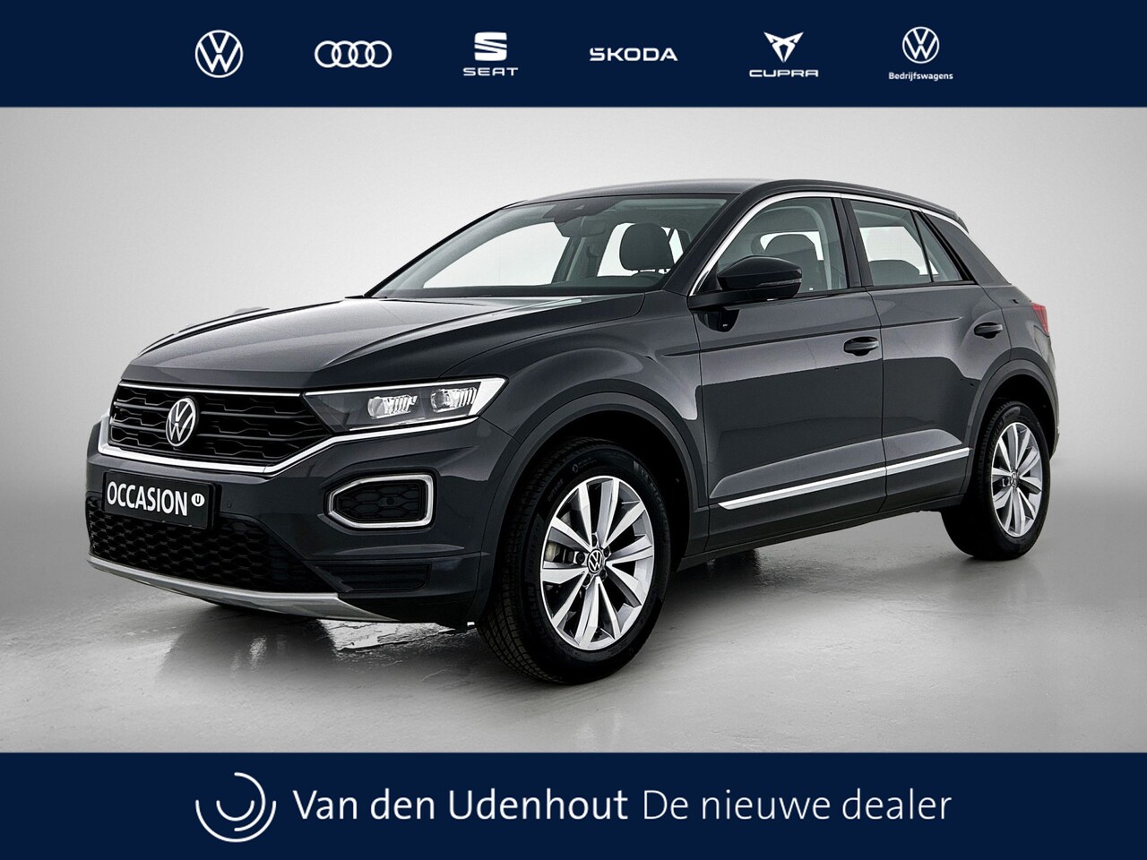 Volkswagen T-Roc - 1.5 TSI 150pk Automaat Style / Navigatie / Adaptive Cruise / Stoelverwarming / LED - AutoWereld.nl