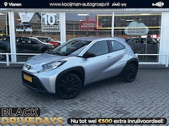 Toyota Aygo X - 1.0 VVT-i MT Play , Apple Carplay/Android Auto , Achteruitrijcamera, Airco , Adaptive crui