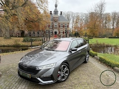 Skoda Octavia Combi - 2.0 TSI iV RS | Pano | Performance | Memory | Camera |