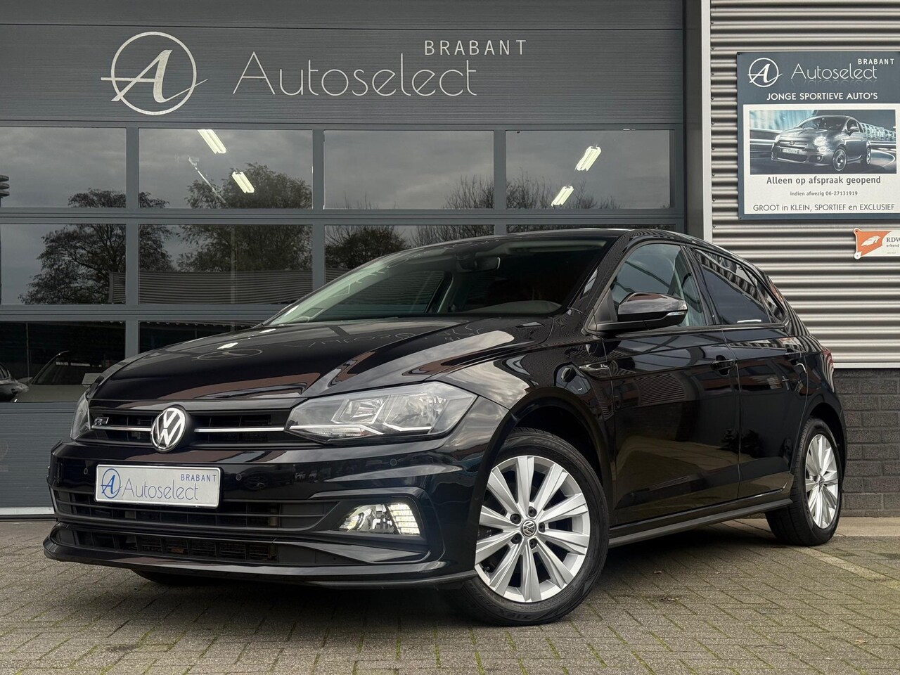Volkswagen Polo - 1.0 TSI R-Line DSG CarPlay Cruise - AutoWereld.nl