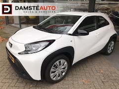 Toyota Aygo X - 1.0 VVT-i 72pk S-CVT Play │ Automaat │ Apple CarPlay™ & Android Auto™
