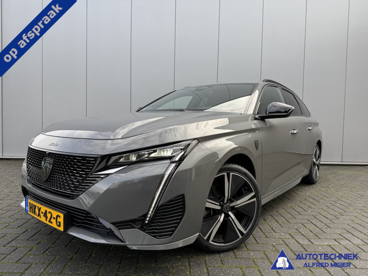 Peugeot 308 SW - 1.2 PureTech GT Apple Carplay Automaat - AutoWereld.nl