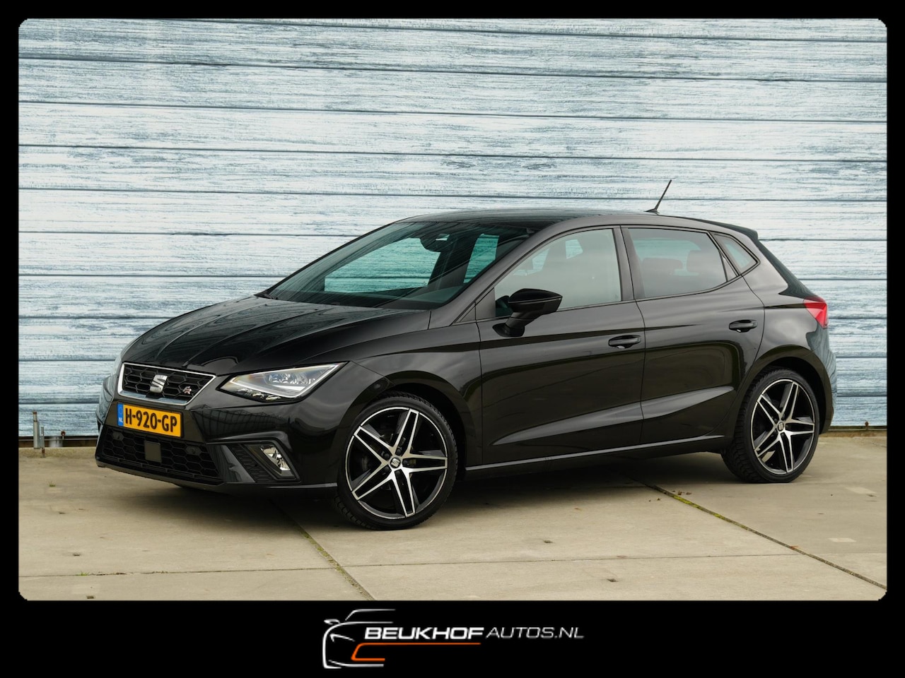 SEAT Ibiza - 1.0 TSI FR Business Intense Airco Navi Camera 18" - AutoWereld.nl