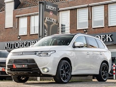Mitsubishi Outlander - 2.0 PHEV Instyle+ ORG NL PANO LEDER CAMERA STOELVERW