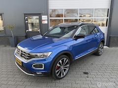 Volkswagen T-Roc - 2.0 TSI 4Motion Sport / Pano / ACC / DCC