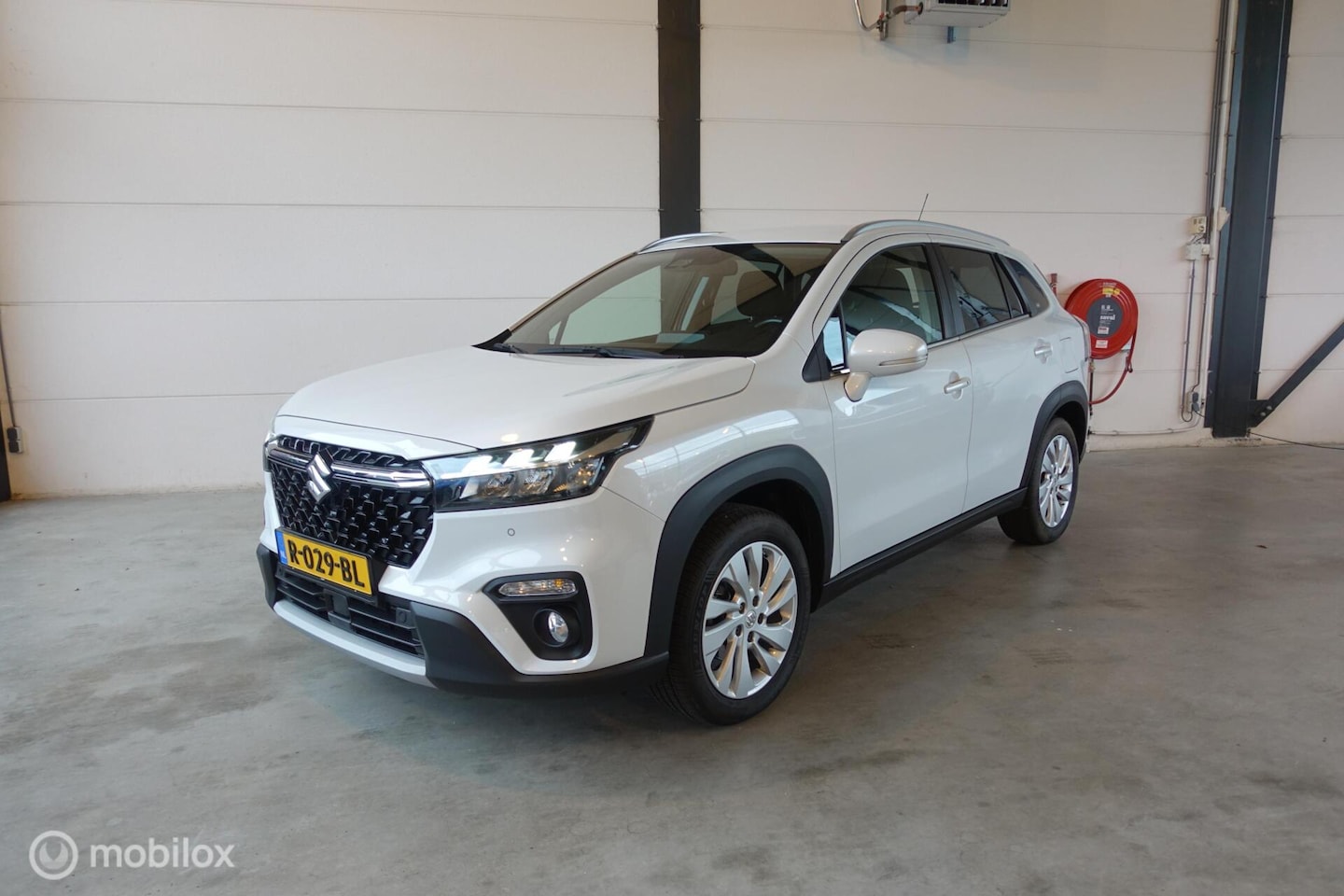 Suzuki S-Cross - 1.4 Boosterjet Select Smart Hybrid - RIJKLAARPRIJS - AutoWereld.nl