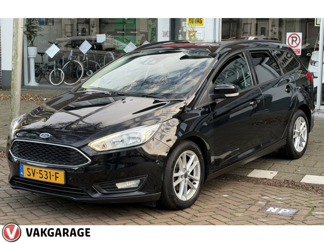 Ford Focus Wagon - 1.0 Lease Edition 1e eigenaar - AutoWereld.nl