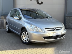 Peugeot 307 - 1.6-16V Griffe Automaat/Cruise controle/airco