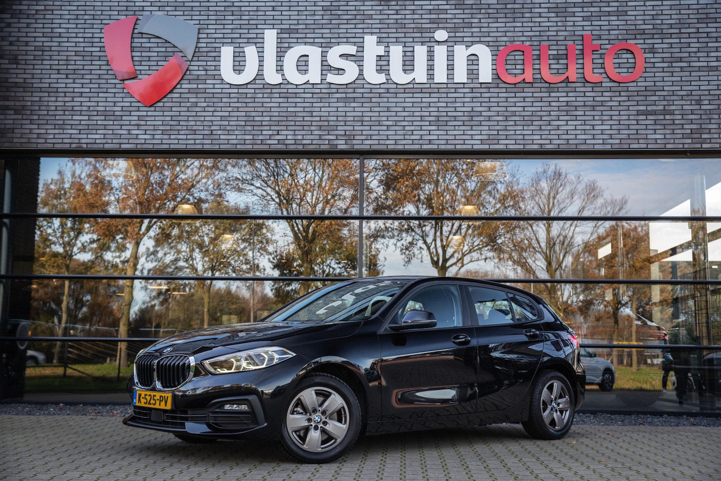 BMW 1-serie - 118i Executive Edition 118i Executive Edition , Cruise control, Isofix, Apple Carplay/Android, - AutoWereld.nl