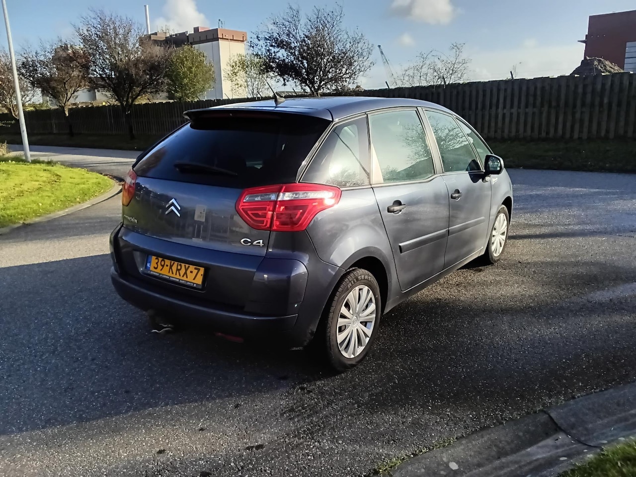 Citroën C4 Picasso - 1.6 VTi Image 5p.VERSNELLINGSBAK DEFECT!