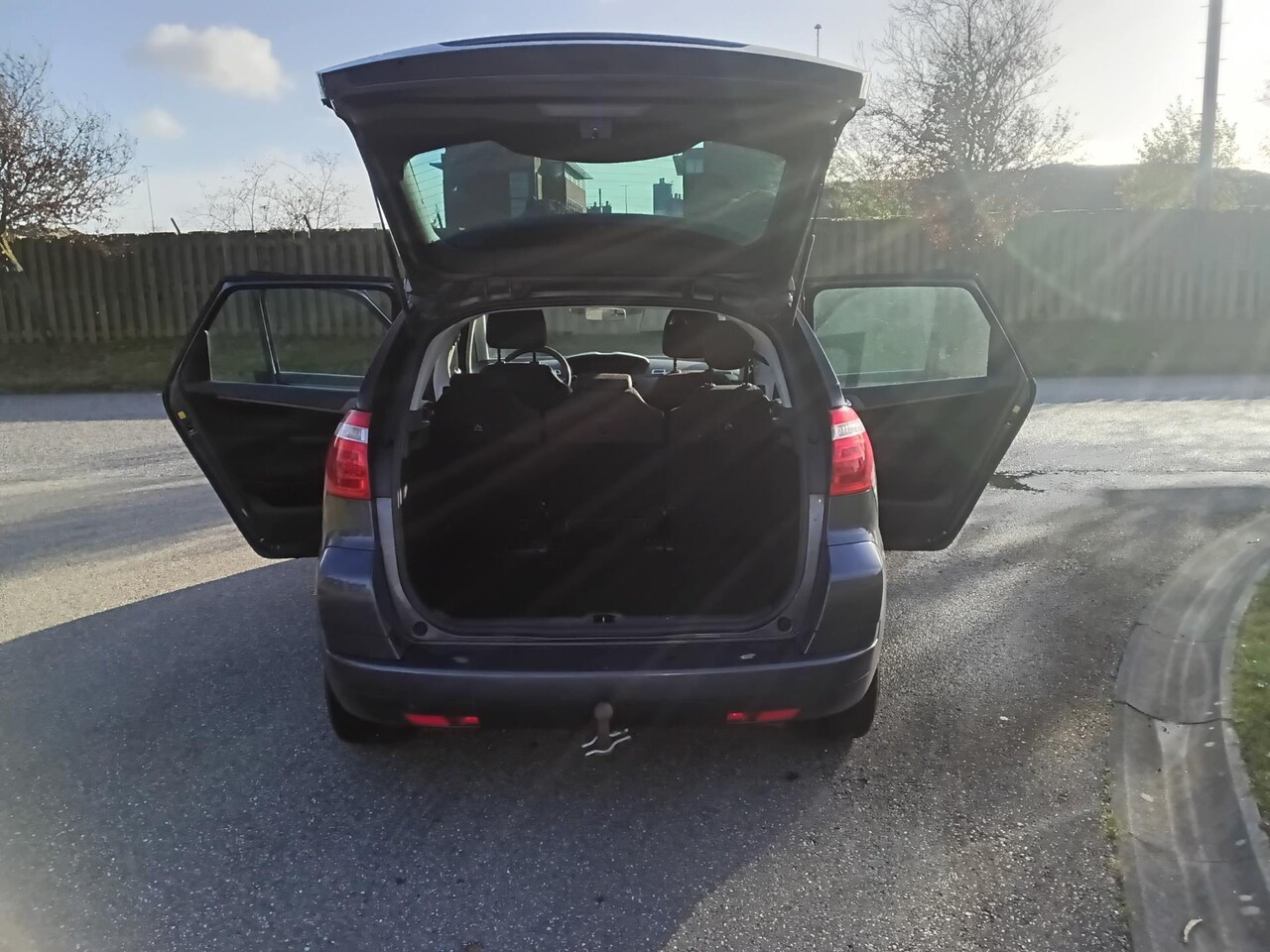 Citroën C4 Picasso - 1.6 VTi Image 5p.VERSNELLINGSBAK DEFECT