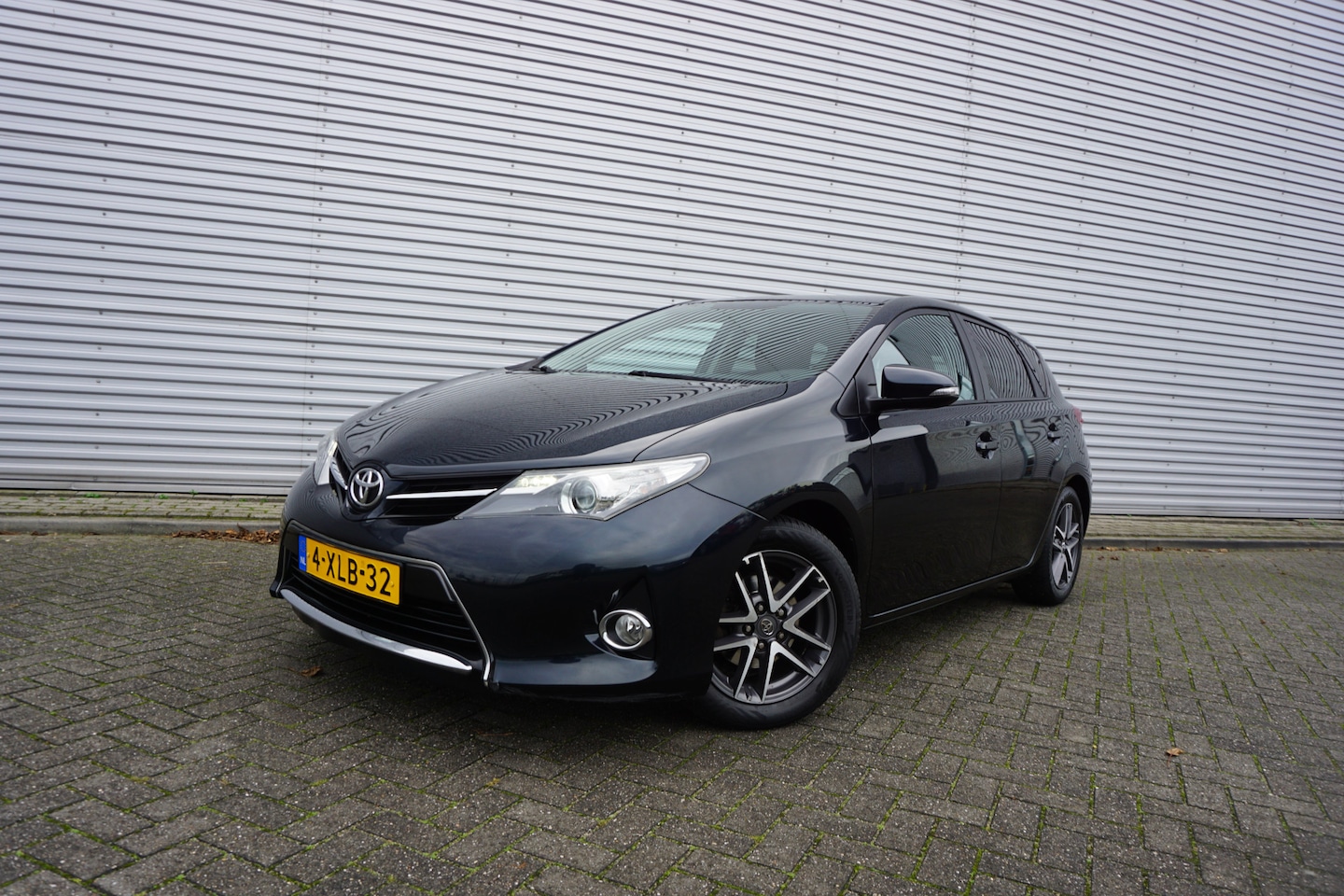 Toyota Auris - 1.3 Trend Top 5 editie Climate / Navi / Cruise / Stoelverw. / Camera / Trekhaak / Lm velge - AutoWereld.nl