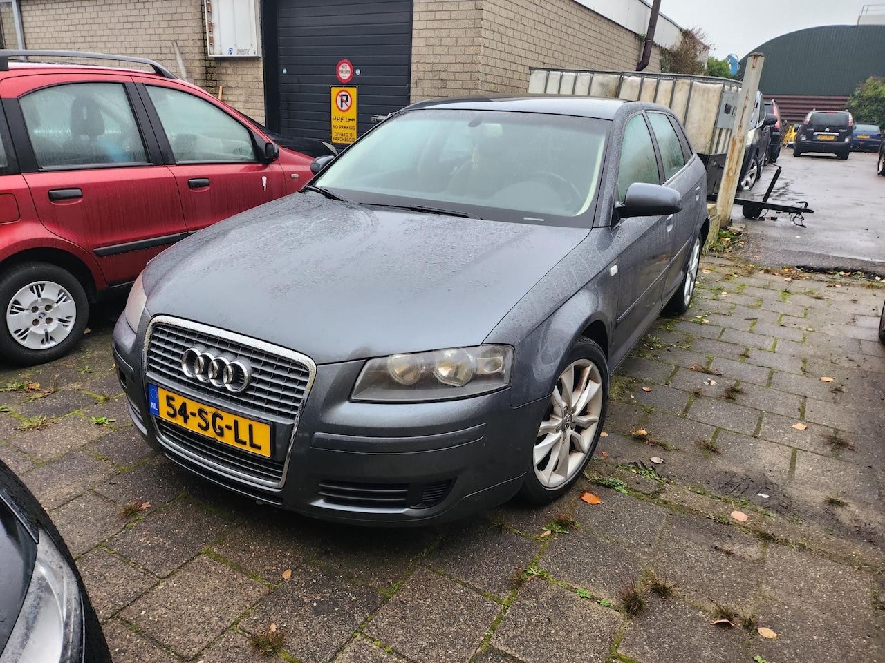 Audi A3 Sportback - 1.6 Attraction 1.6 Attraction - AutoWereld.nl