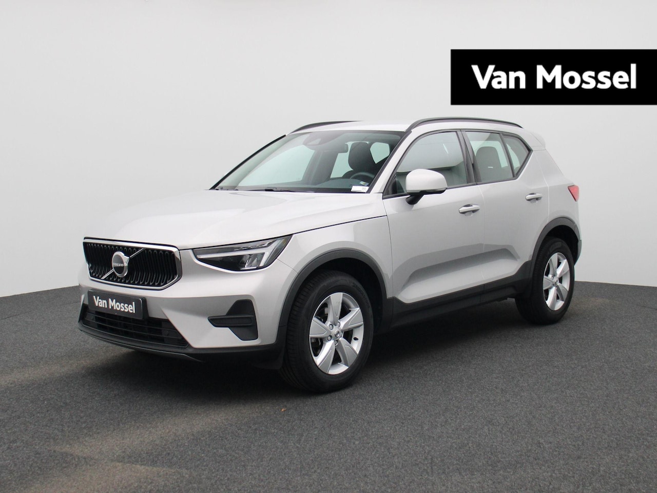 Volvo XC40 - 1.5 T2 Essential | Automaat | LMV | Navigatie | Virtual cockpit | Climate control | DAB | - AutoWereld.nl
