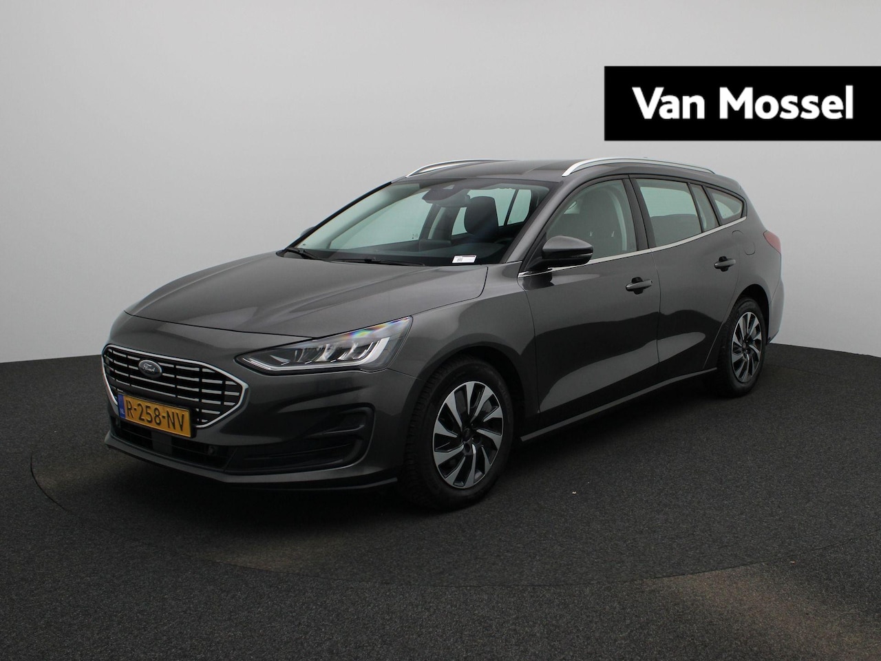 Ford Focus Wagon - 1.0 EcoBoost Hybrid Titanium Style | Navigatie | Apple Carplay / Android Auto | Climate Co - AutoWereld.nl