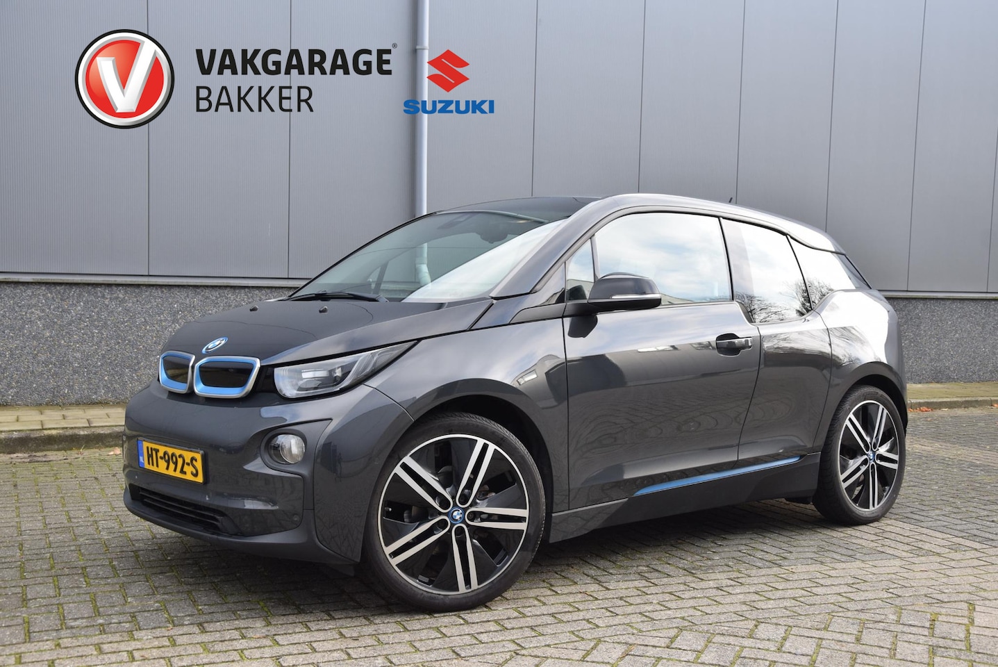 BMW i3 - Range Extender Comfort Advance | Parkeersensoren | Navigatie | Lederen bekleding | - AutoWereld.nl