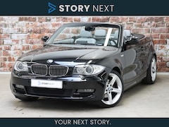BMW 1-serie Cabrio - 125i High Executive Automaat / Trekhaak / Navigatie / Parkeersensoren / Cruise Control / S