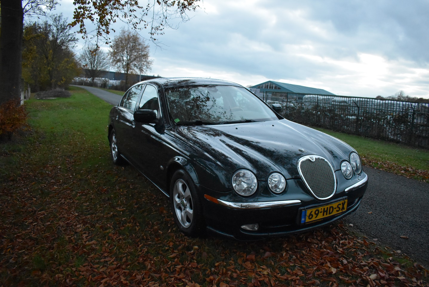 Jaguar S-type - 4.0 V8 - AutoWereld.nl