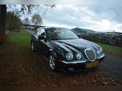 Jaguar S-type - 4.0 V8