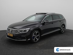 Volkswagen Passat Variant - 1.4 TSI PHEV GTE Business | Achteropkomend verkeer waarschuwing | Achteruitrijcamera | Arm