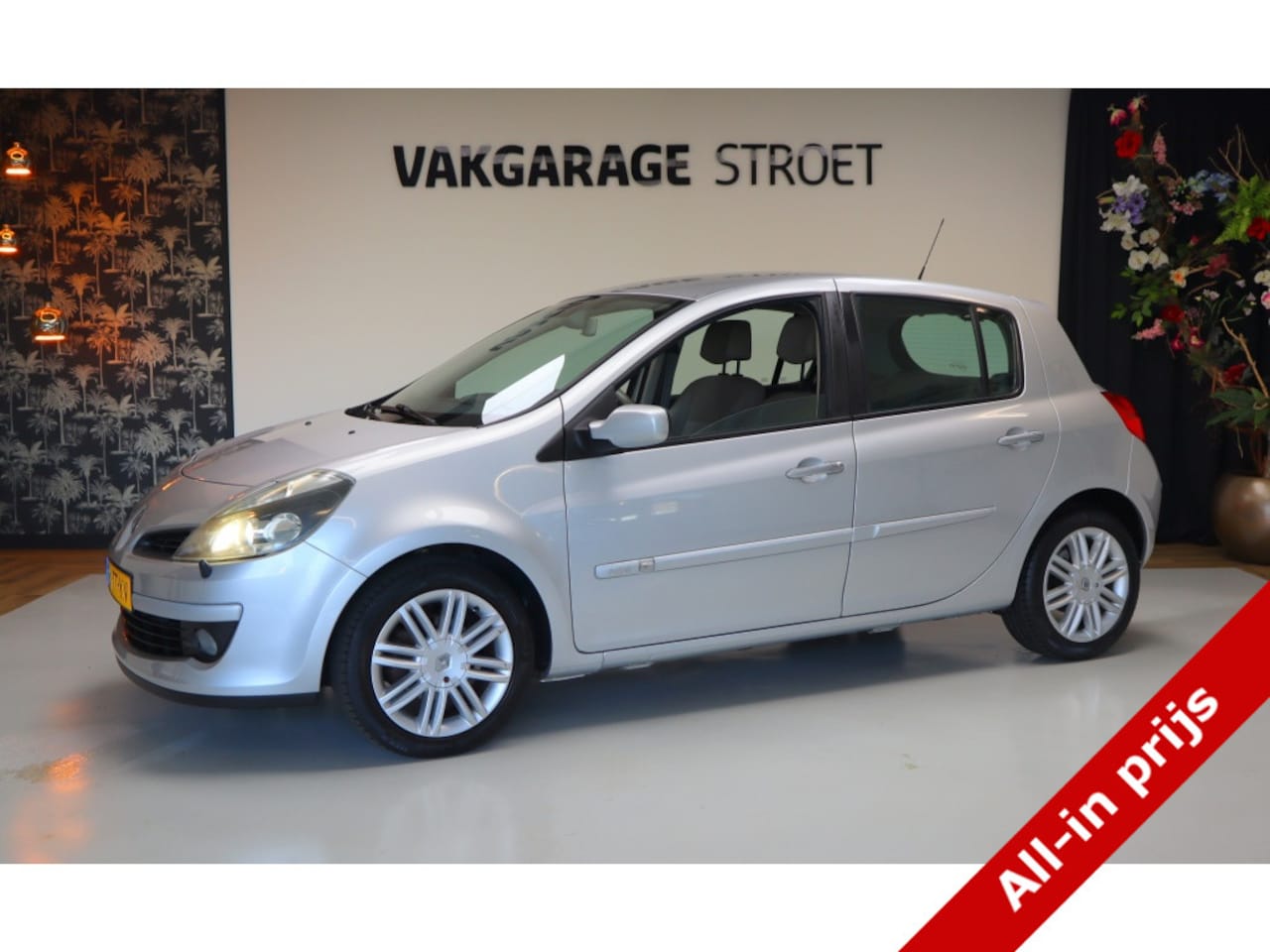 Renault Clio - 1.6-16V Initiale | leer | trekh | cruise | LMV | dealer o.h. | b - AutoWereld.nl