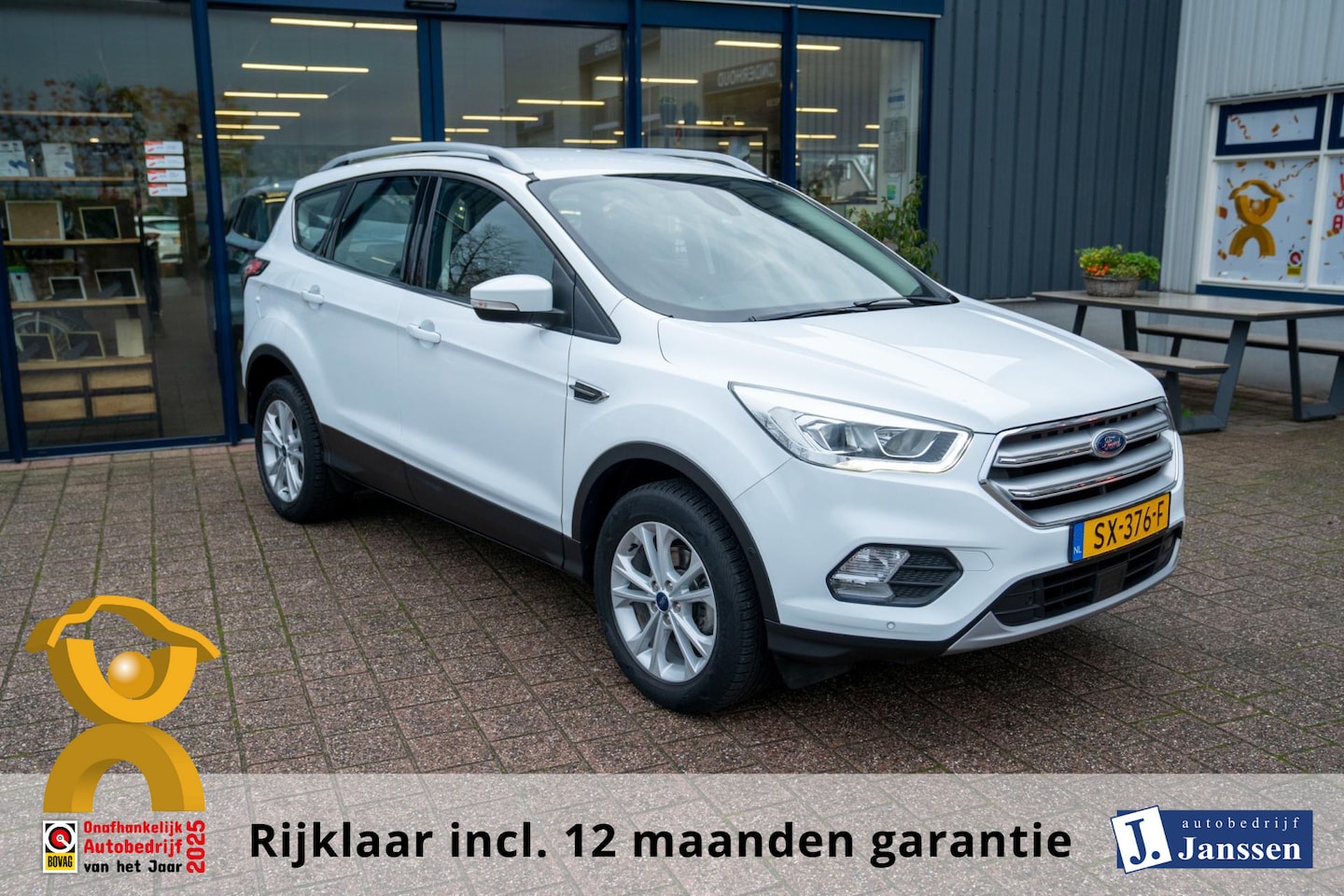 Ford Kuga - 1.5 EcoBoost Titanium|Prijs rijklaar incl. 12 mnd garantie| Trekhaak Navi PDC Stoel en stu - AutoWereld.nl