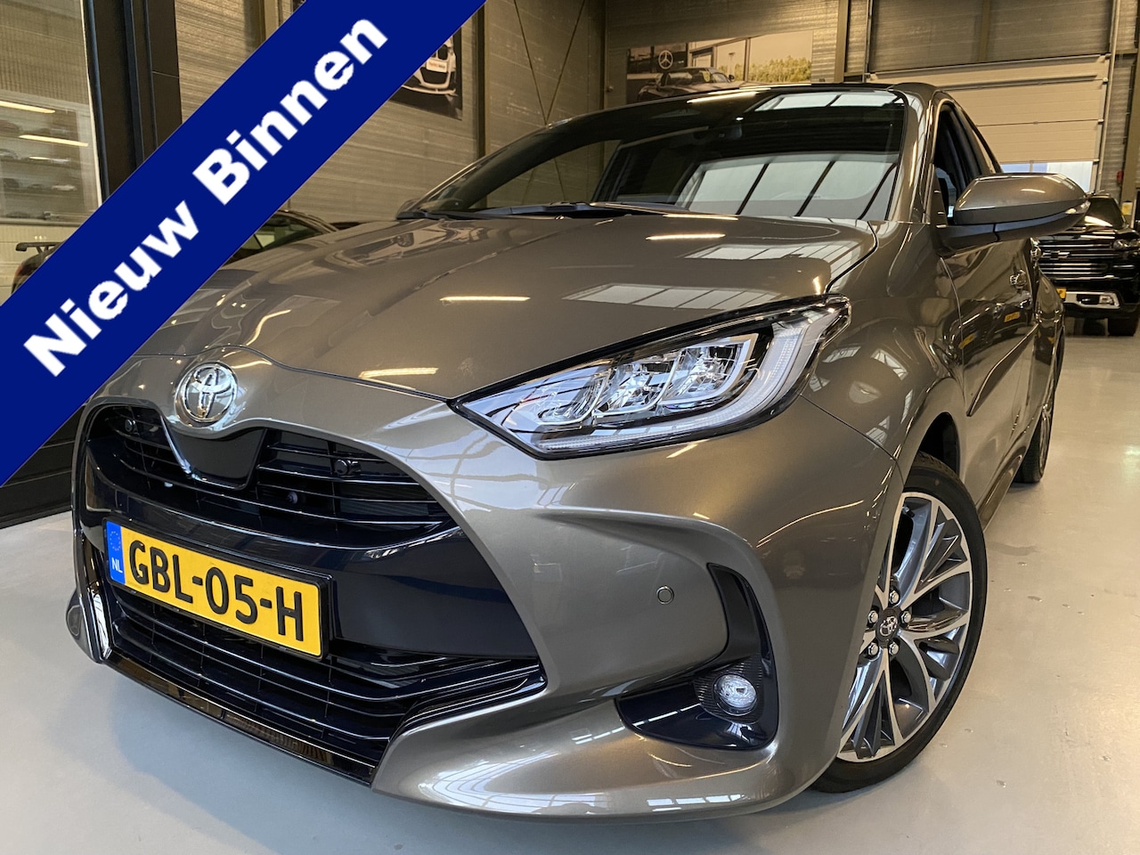 Toyota Yaris - 1.5 Hybrid 130 Executive Head up display, Navi, Panorama, JBL Audio - AutoWereld.nl