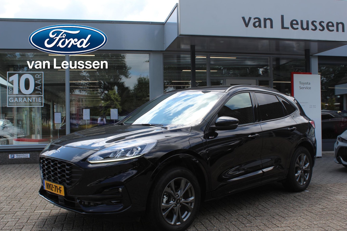 Ford Kuga - 2.5 PHEV ST-LINE STOEL-STUUR & VOOR RUIT VERW APPLE/ANDROID NAVI PARK-SENSOREN KEYLESS CRU - AutoWereld.nl