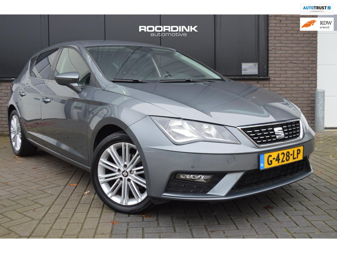SEAT Leon - Cruise|Carplay|keyless|17"Inch|125pk! - AutoWereld.nl