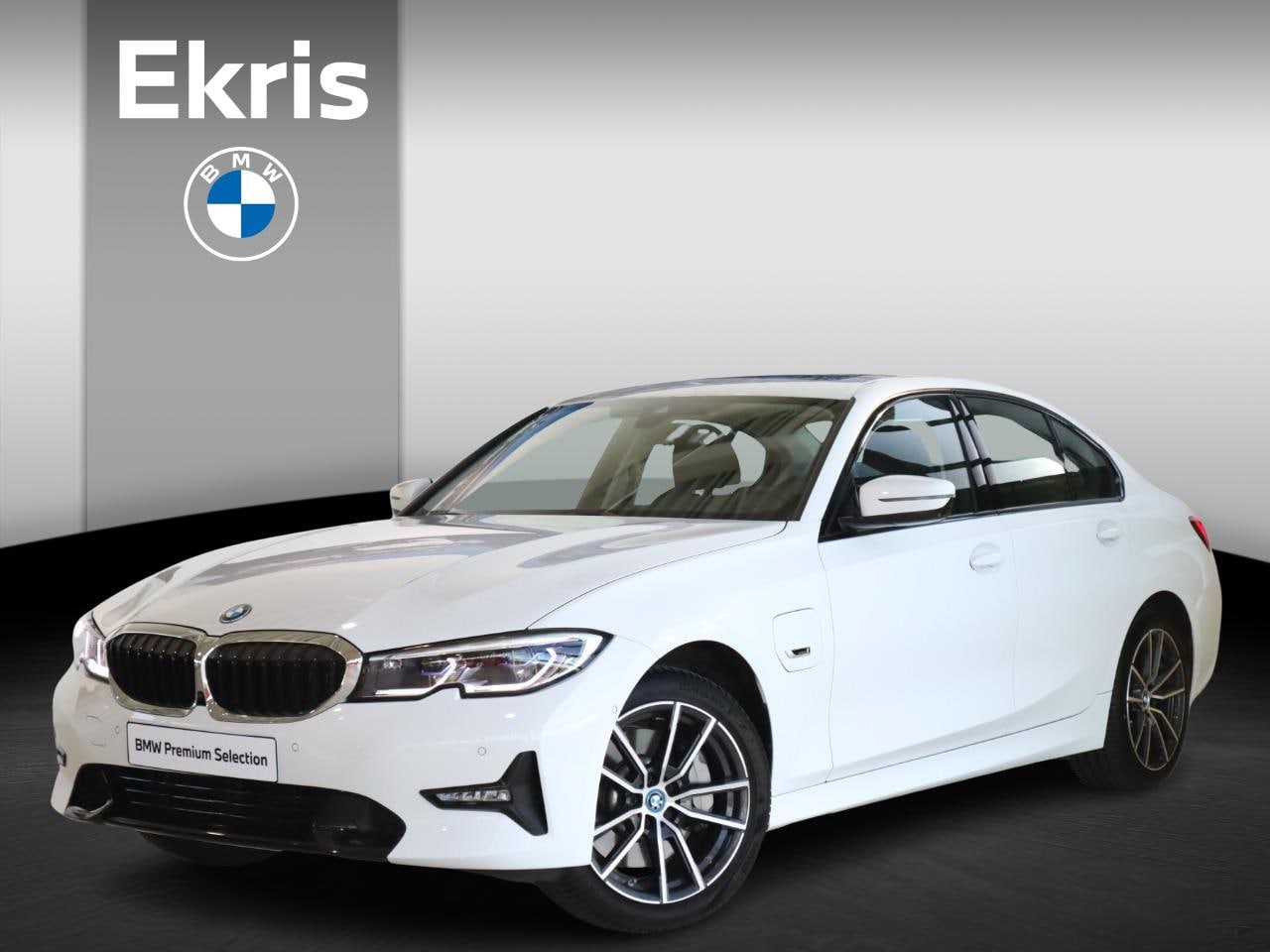 BMW 3-serie - Sedan 330e xDrive High Executive Sport-Line / Schuif-kantel dak - AutoWereld.nl