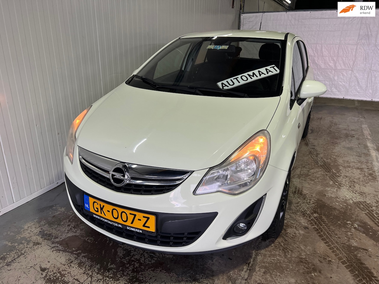 Opel Corsa - 1.2-16V Edition AUTOMAAT/Stoel/Stuurverw - AutoWereld.nl