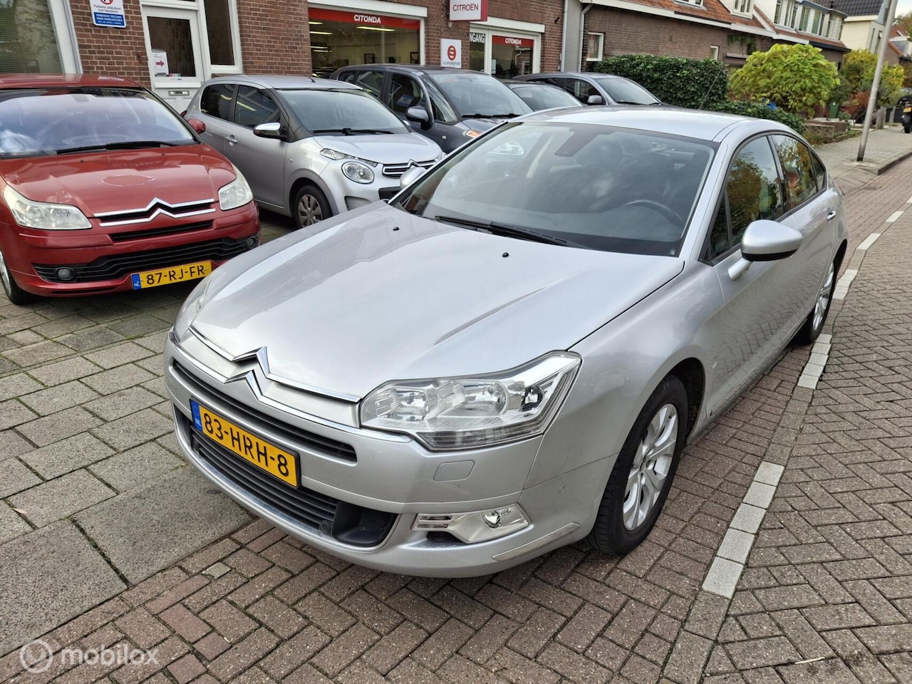 Citroën C5 - 2.0 16V Comfort 2.0 16V Comfort, Hydr vering! & trekhaak! - AutoWereld.nl