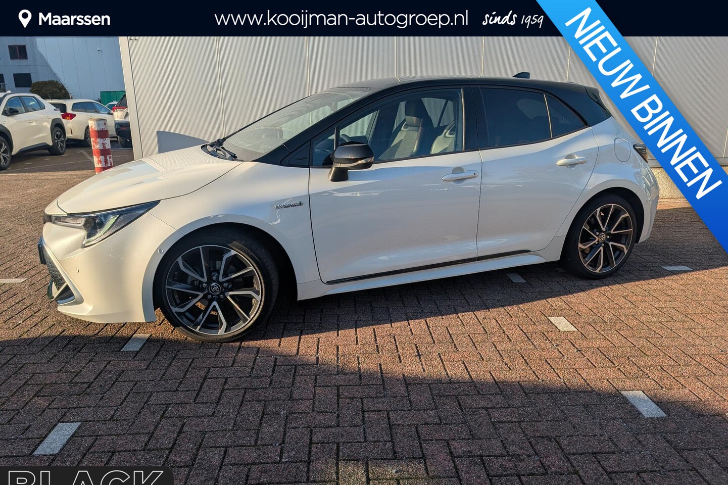 Toyota Corolla - 1.8 Hybrid Executive |Trekhaak afn| Bi-tone| Led verlichting|PDCV=A|BSN|Half leer - AutoWereld.nl