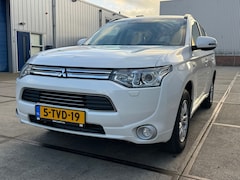 Mitsubishi Outlander - 2.0 PHEV Instyle
