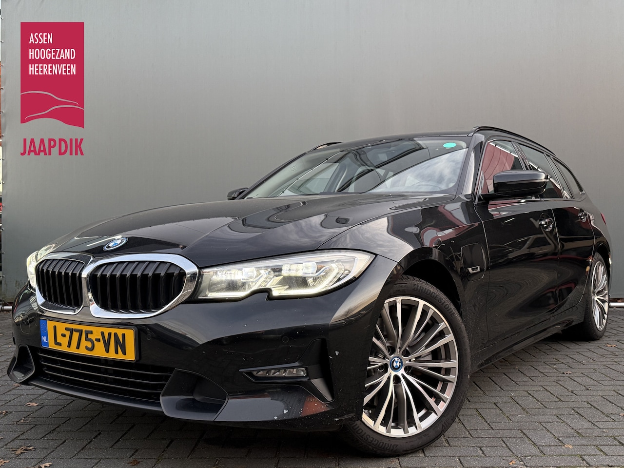 BMW 3-serie Touring - BWJ 2021 320e 238 PK Business Edition Plus AUTOMAAT | NIEUW BINNEN! STOELVERW. | LEDER | N - AutoWereld.nl