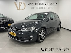 Volkswagen Golf - 2.0 TDI Highline 150PK / AUTOMAAT / PANODAK / VOLLEDIGE ONDERHOUDSHISTORIE BEKEND / MASSAG