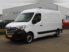 Renault Master - T33 2.3 dCi 135PK E6 L2H2 ✓ 3-zits ✓ trekhaak 2500KG ✓ navigatie ✓ camera