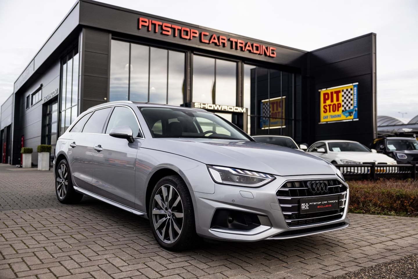 Audi A4 Avant - 40 TFSI Pro Line 40 TFSI Pro Line, 190 PK, Pano, Camera, ACC, Navi! - AutoWereld.nl