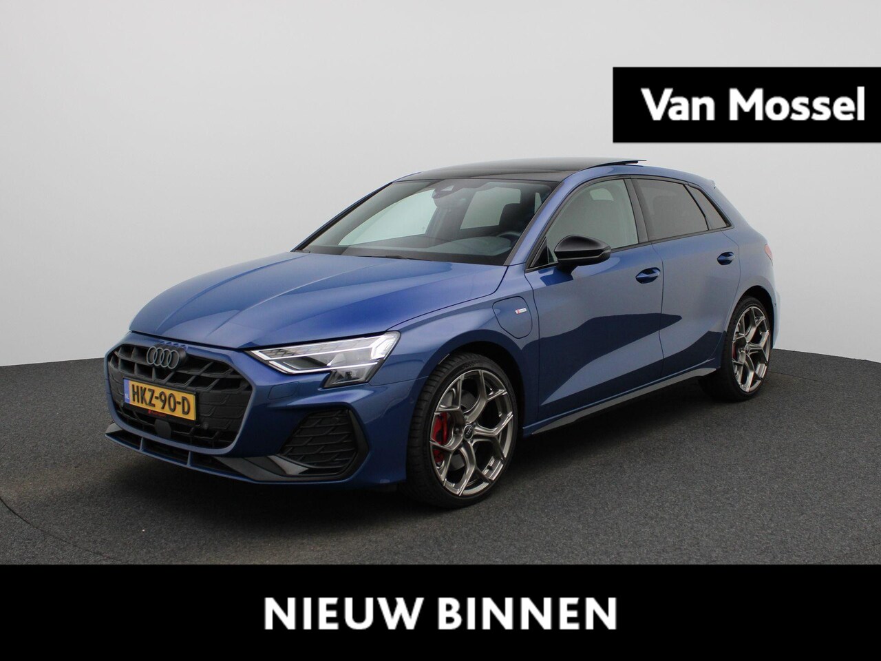 Audi A3 Sportback - 45 TFSI e S edition Competition 272 PK | Demo | S-line | Panoramadak | Lichtpakket pro | C - AutoWereld.nl